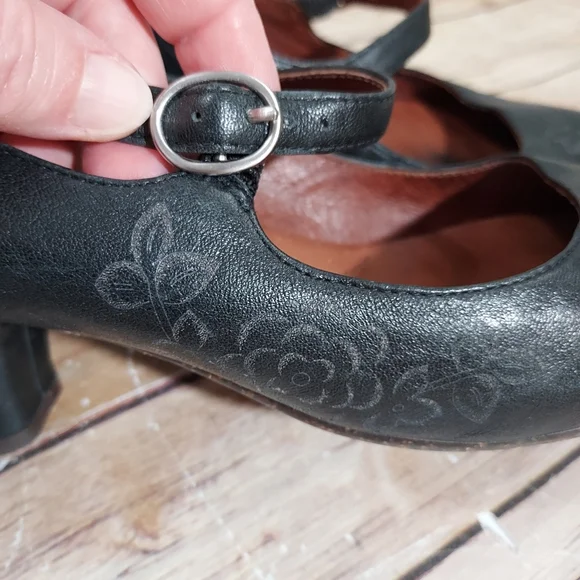 Naya black floral Chalice Mary Jane heels 8.5 - Picture 9 of 12